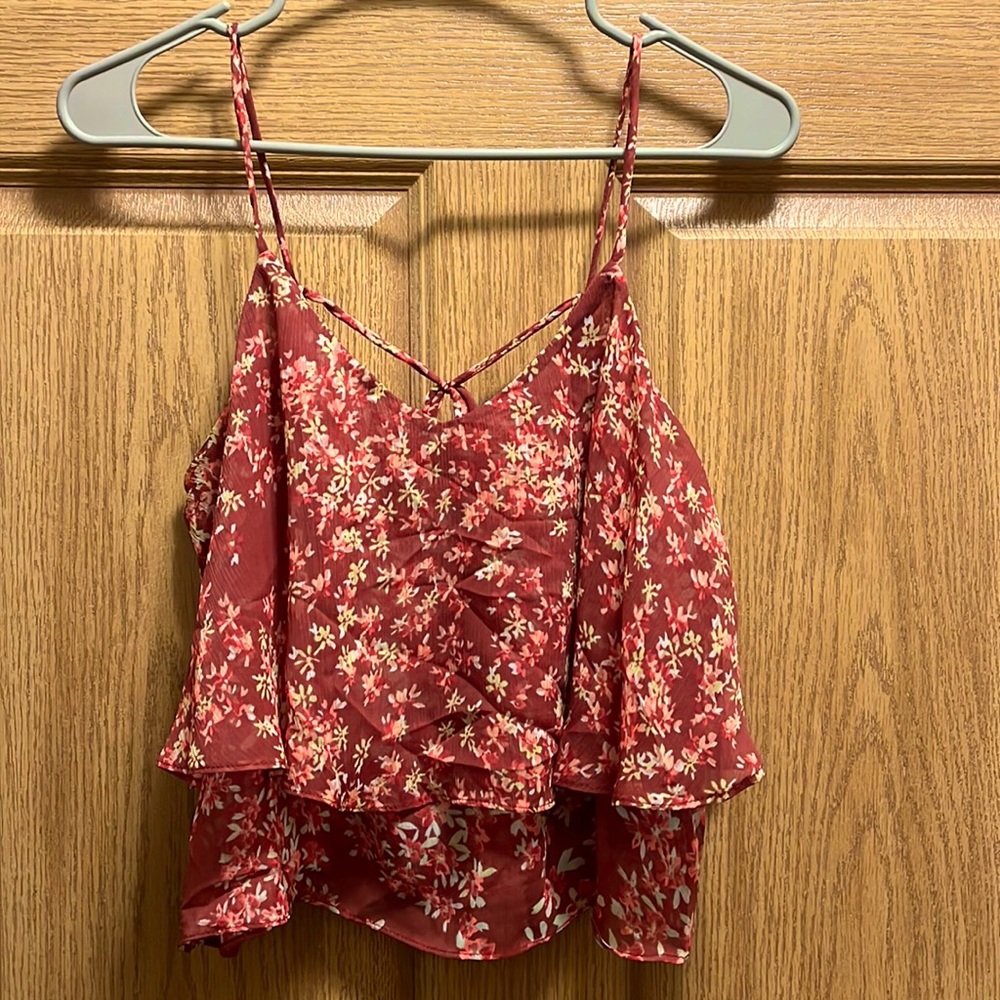 Express Maroon/Red Floral Cropped Tank Top, size small